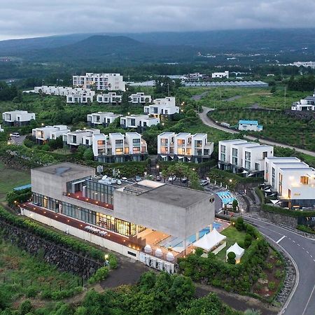 Velum Resort Seogwipo Eksteriør billede
