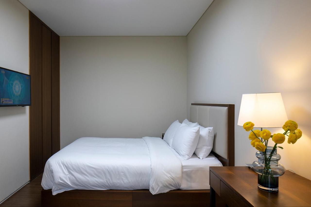 Velum Resort Seogwipo Eksteriør billede