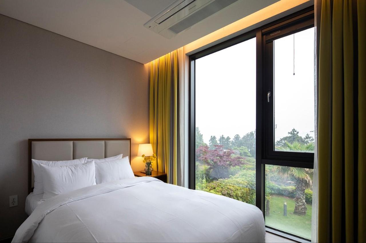 Velum Resort Seogwipo Eksteriør billede