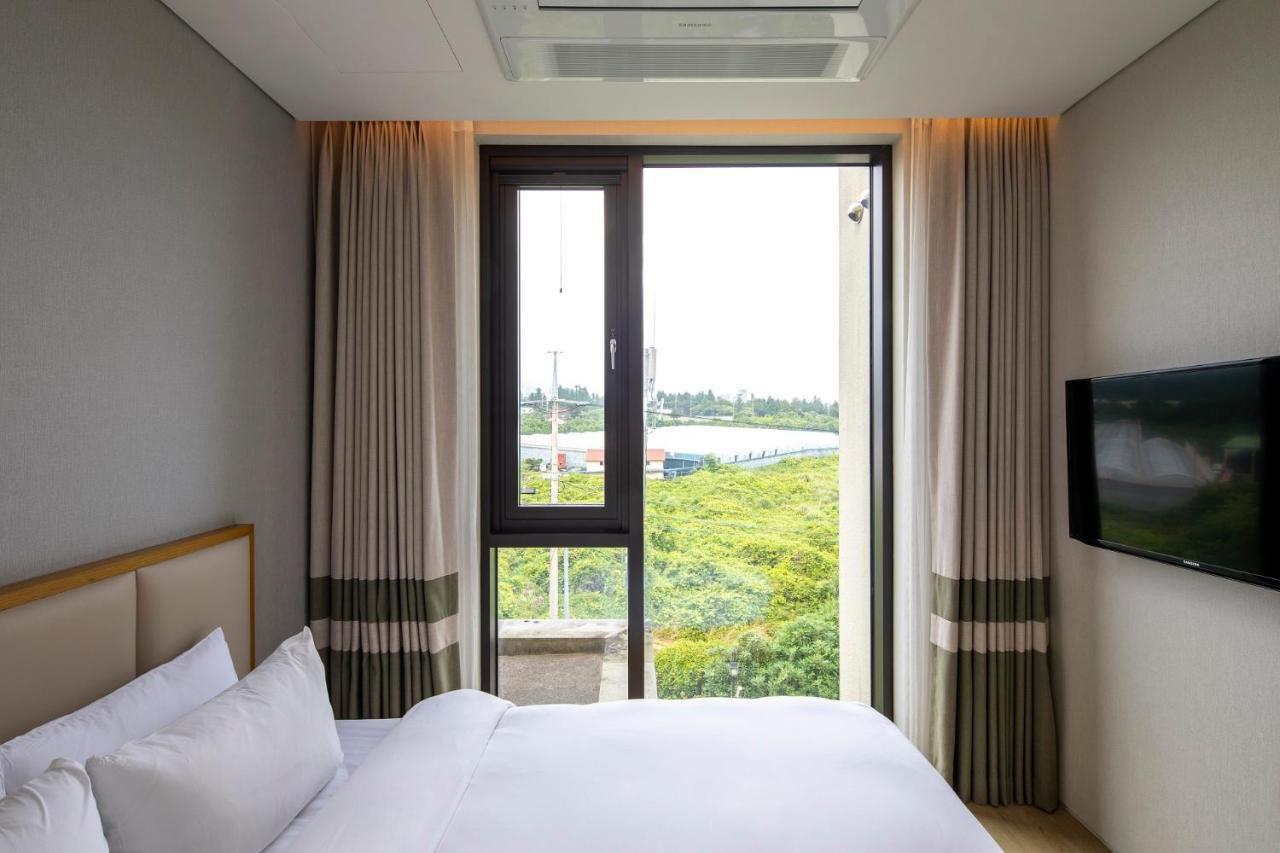 Velum Resort Seogwipo Eksteriør billede