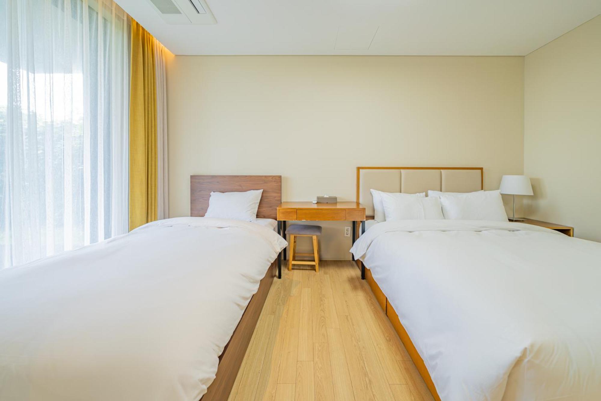 Velum Resort Seogwipo Eksteriør billede