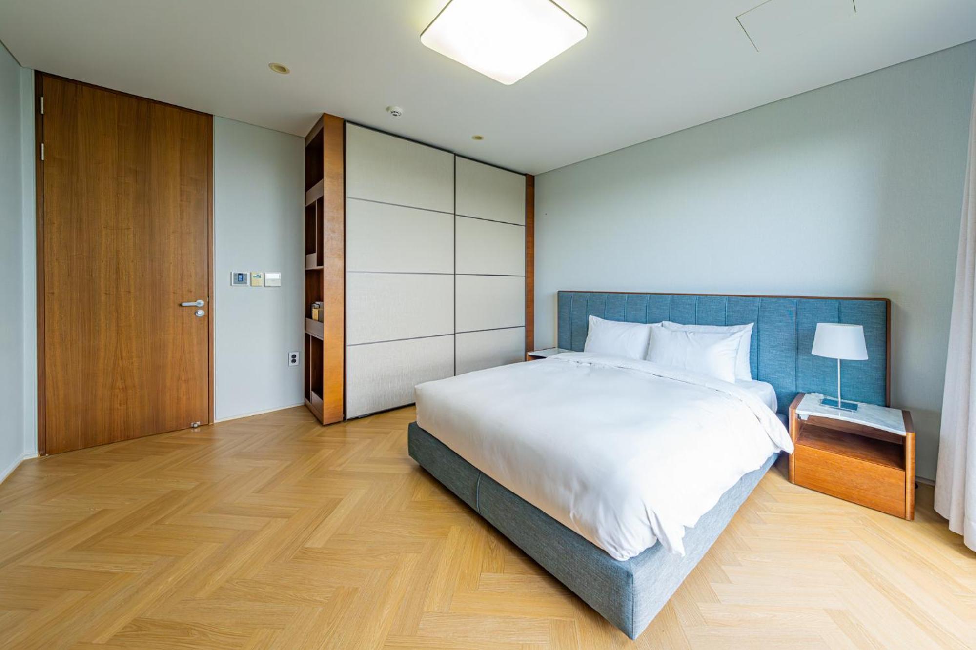 Velum Resort Seogwipo Eksteriør billede